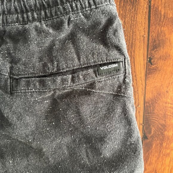 Boys Volcom Drawstring Shorts Size 12 - Picture 6 of 9